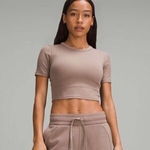 Lululemon Hold Tight Cropped Short Sleeve Top Taupetastic Size 6